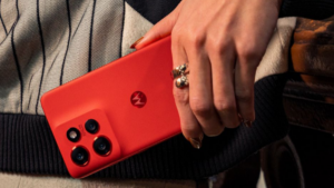 Motorola Edge 50 Neo Android 15 update